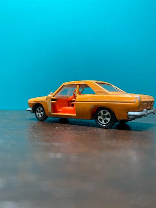 トミカ　日産ニューブルーバードSSS No.1