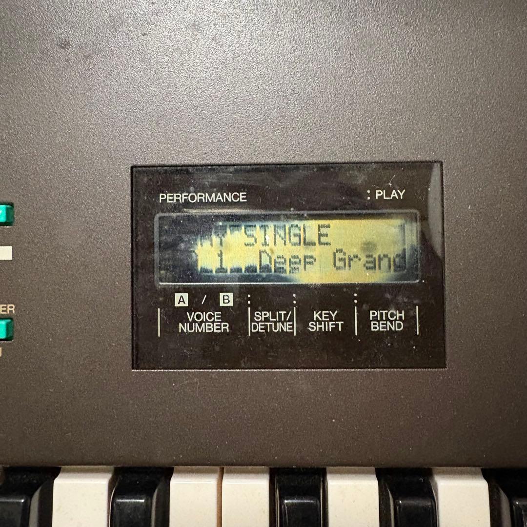 Yamaha DX21 シンセサイザー 61鍵