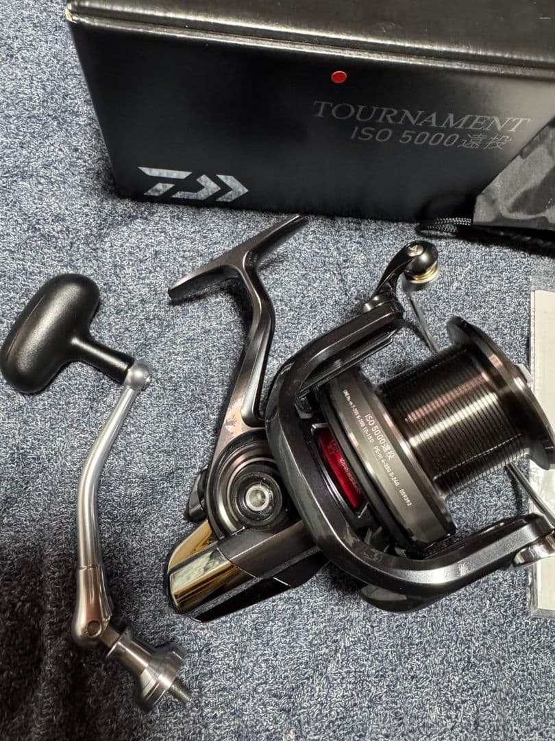 ダイワ トーナメントISO 5000遠投　未使用品