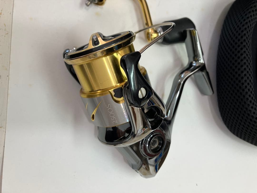 シマノ 14ステラ2500HGS 美品 SHIMANO STELLA