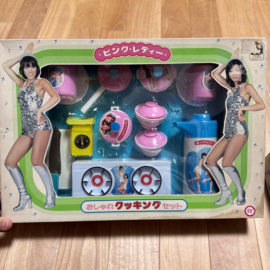 ピンク・レディー　おしゃれキッチン　おしゃれクッキング　おしゃれデザートセット