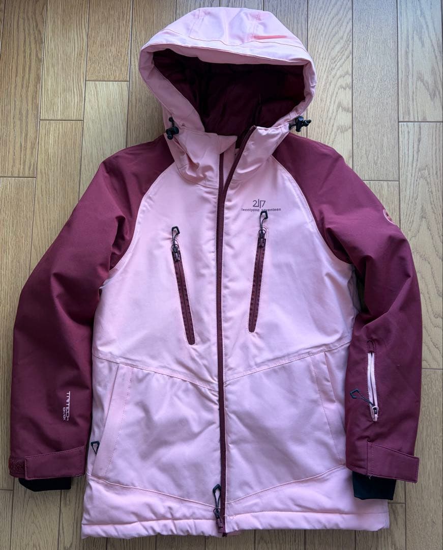 トゥウェンティーワンセブンティーン2117 of sweden ウェア140