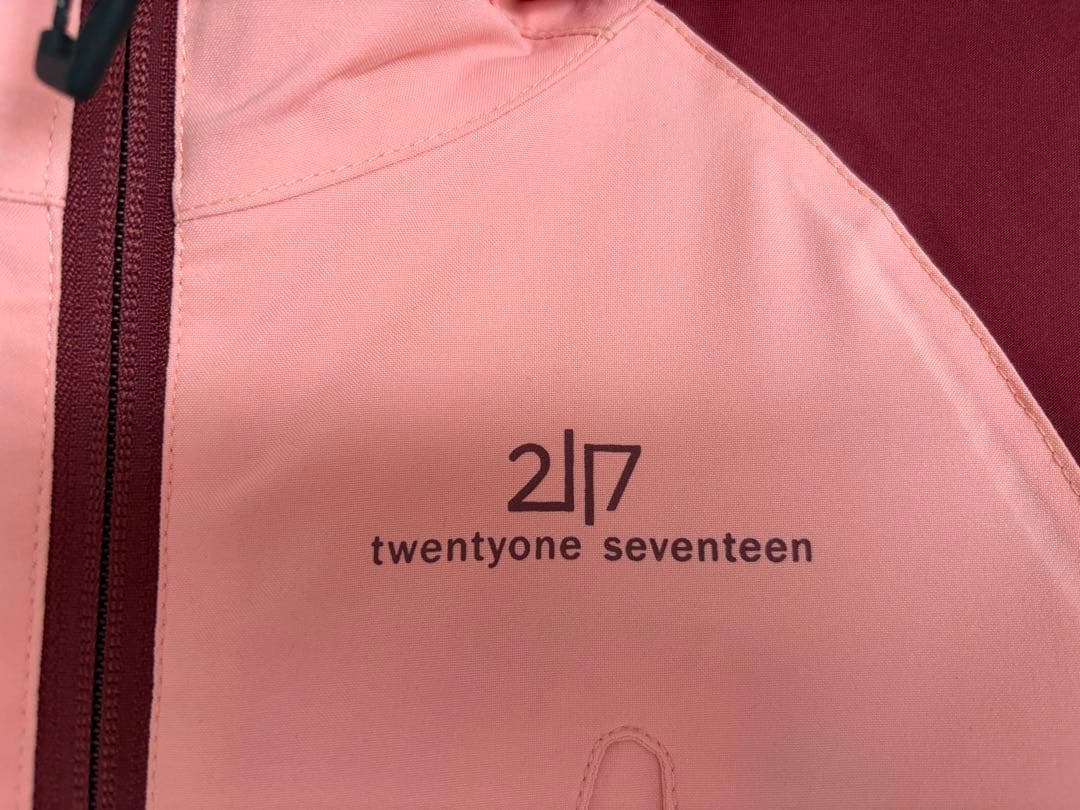 トゥウェンティーワンセブンティーン2117 of sweden ウェア140