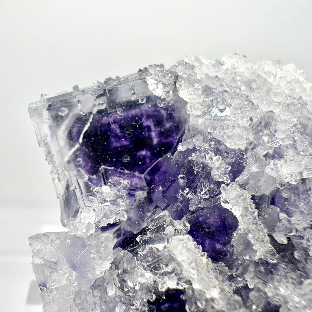 560 中国湖南省 Manaoshan Mine産 フローライト