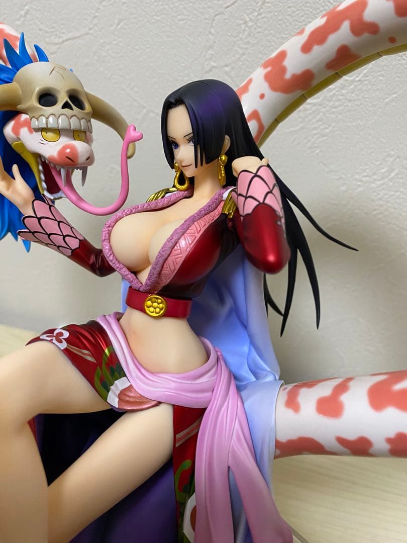 ワンピース　pop maximum ボア　ハンコック　フィギュア　国内正規品