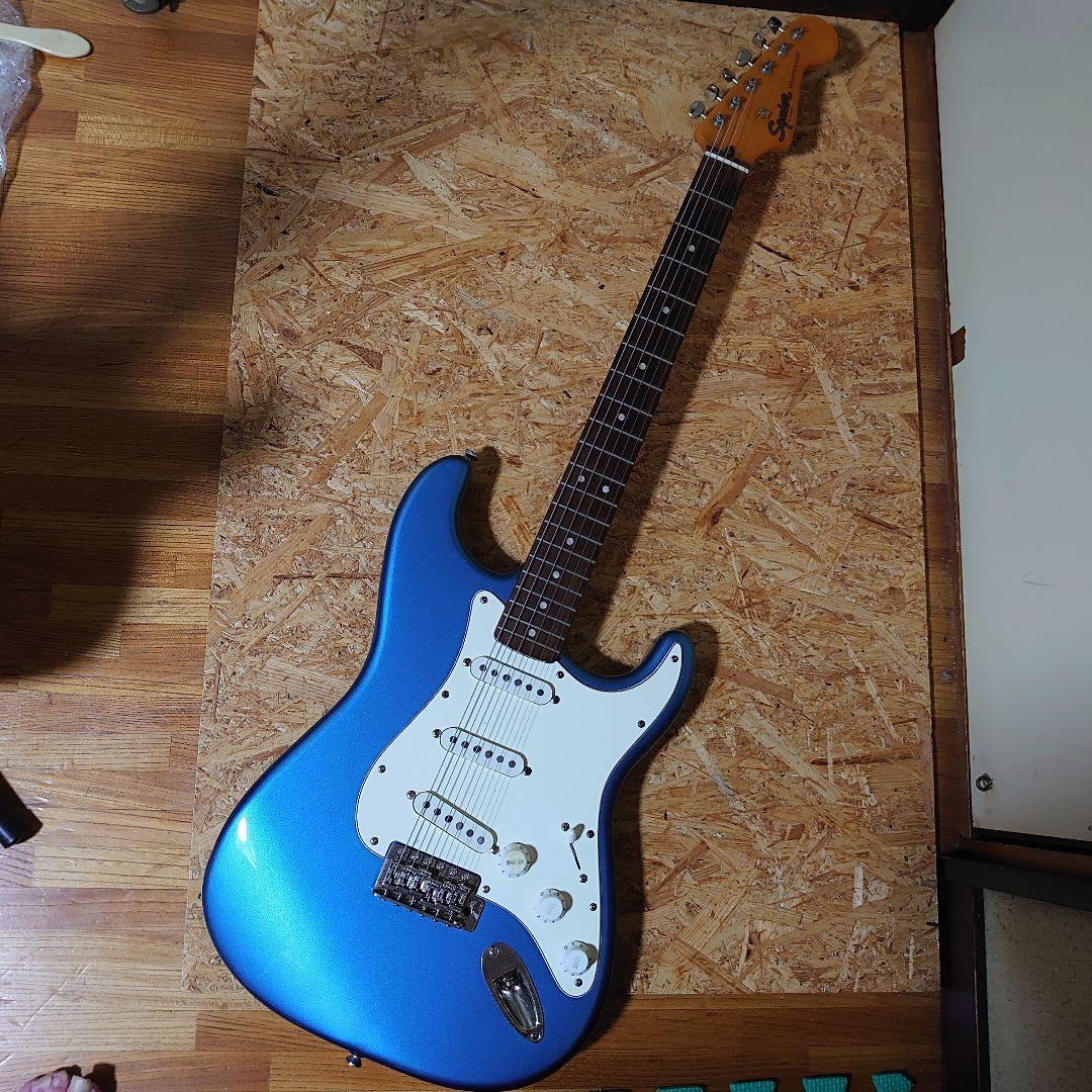 送料込み！スクワイヤー最上位classicvibe60ストラトキャスター