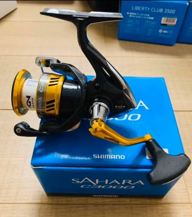 2シマノ(SHIMANO)ショアジギング リール　サハラC3000