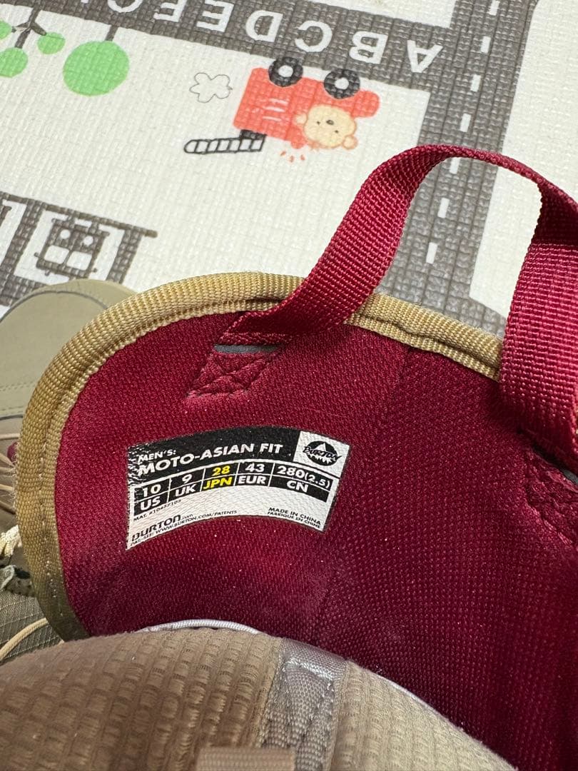 美品バートンスノボブーツ　MOTO-ASIAN FIT 28.0cm