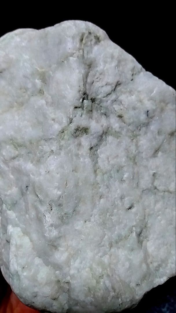 ★翡翠原石★糸魚川硬玉【姫川・転石ウブ1.7kg】