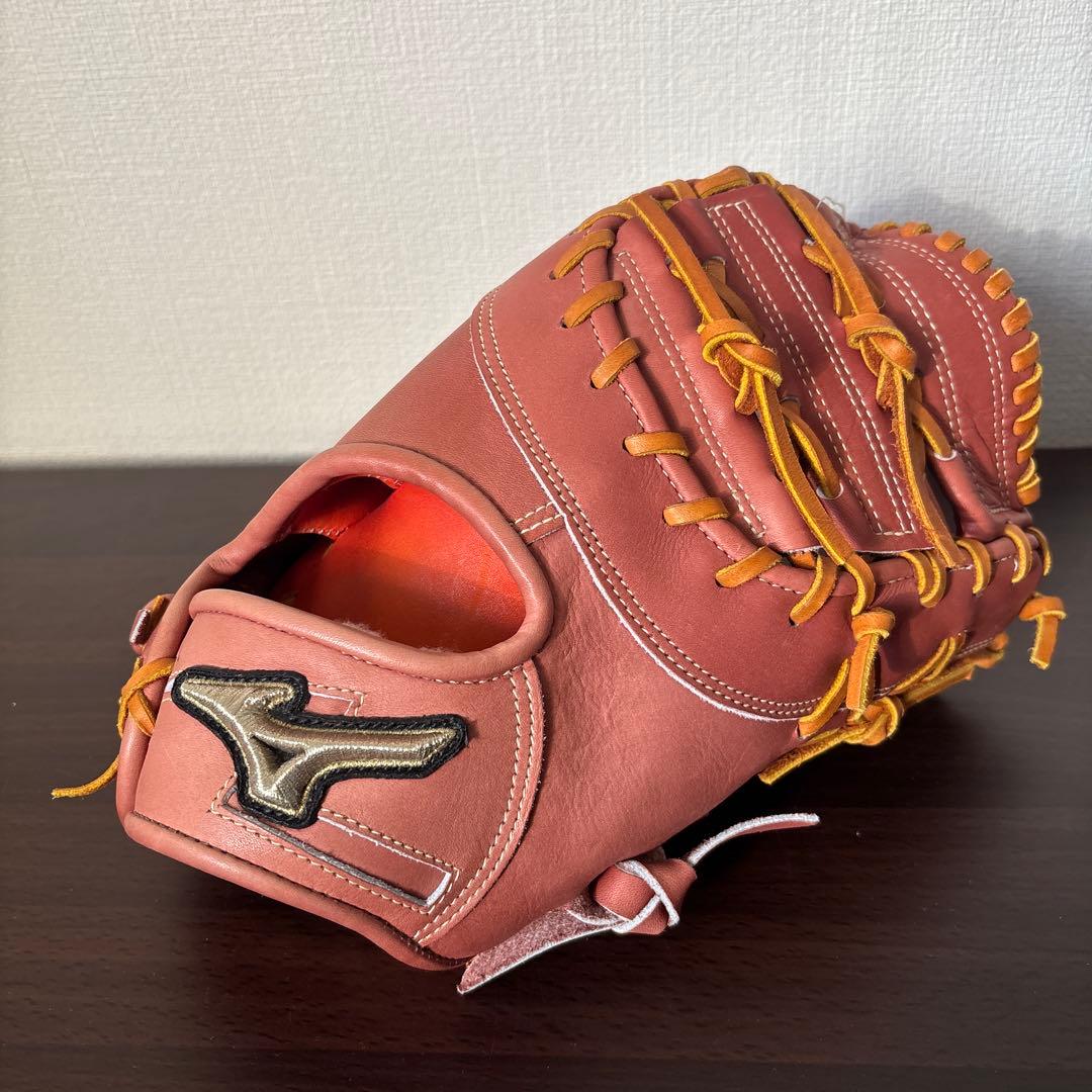 ミズノ　硬式用　グローバルエリート　ファーストミット　定価63,800円　グラブ