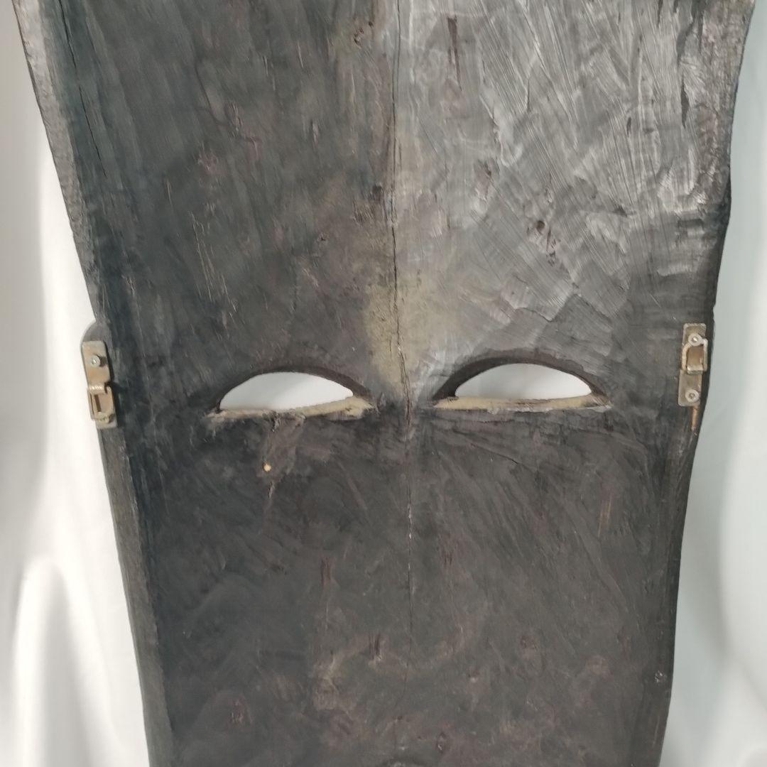 c(亀裂あり)タンザニア 木製 彫刻 木彫り 面　特大