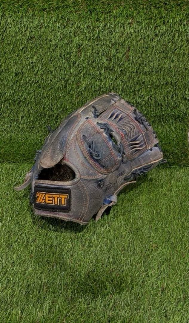 野球グラブ　グローブ　一般軟式大人用　投手用　ZETT 岩隈久志モデル
