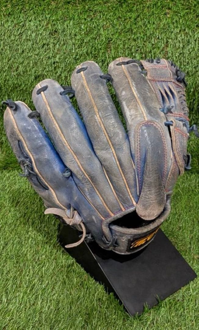 野球グラブ　グローブ　一般軟式大人用　投手用　ZETT 岩隈久志モデル