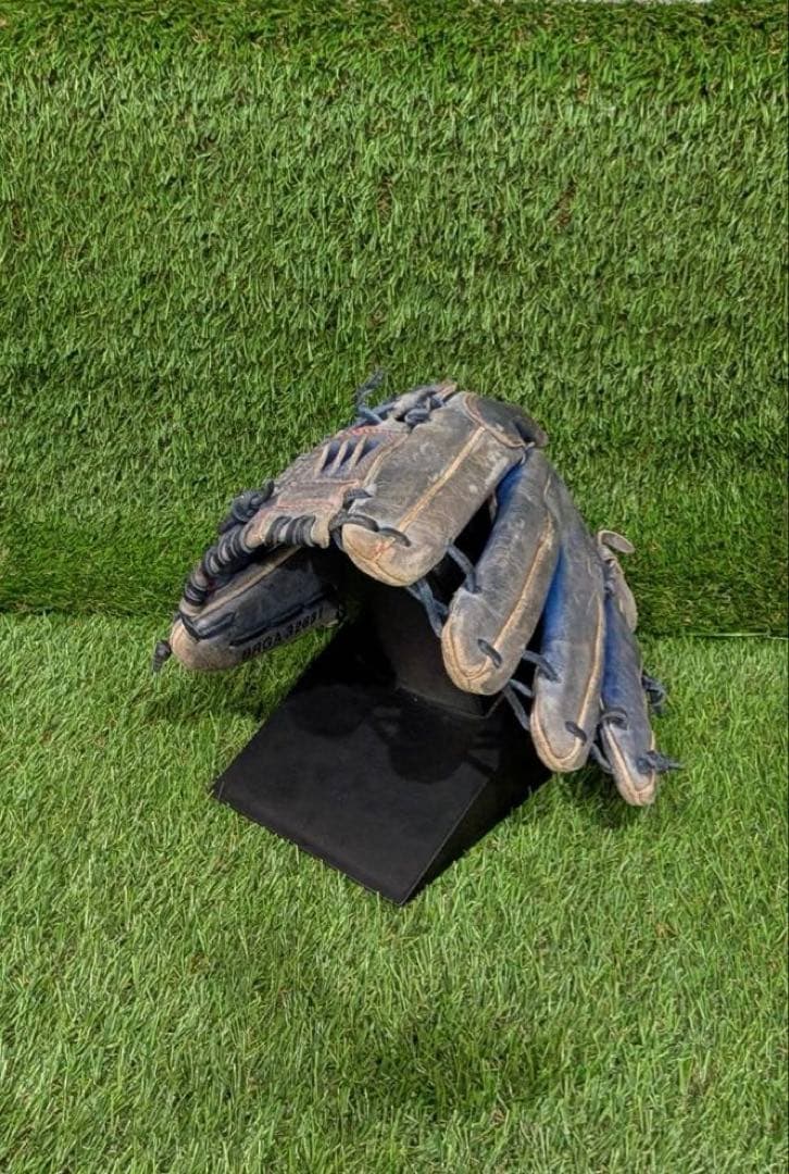 野球グラブ　グローブ　一般軟式大人用　投手用　ZETT 岩隈久志モデル