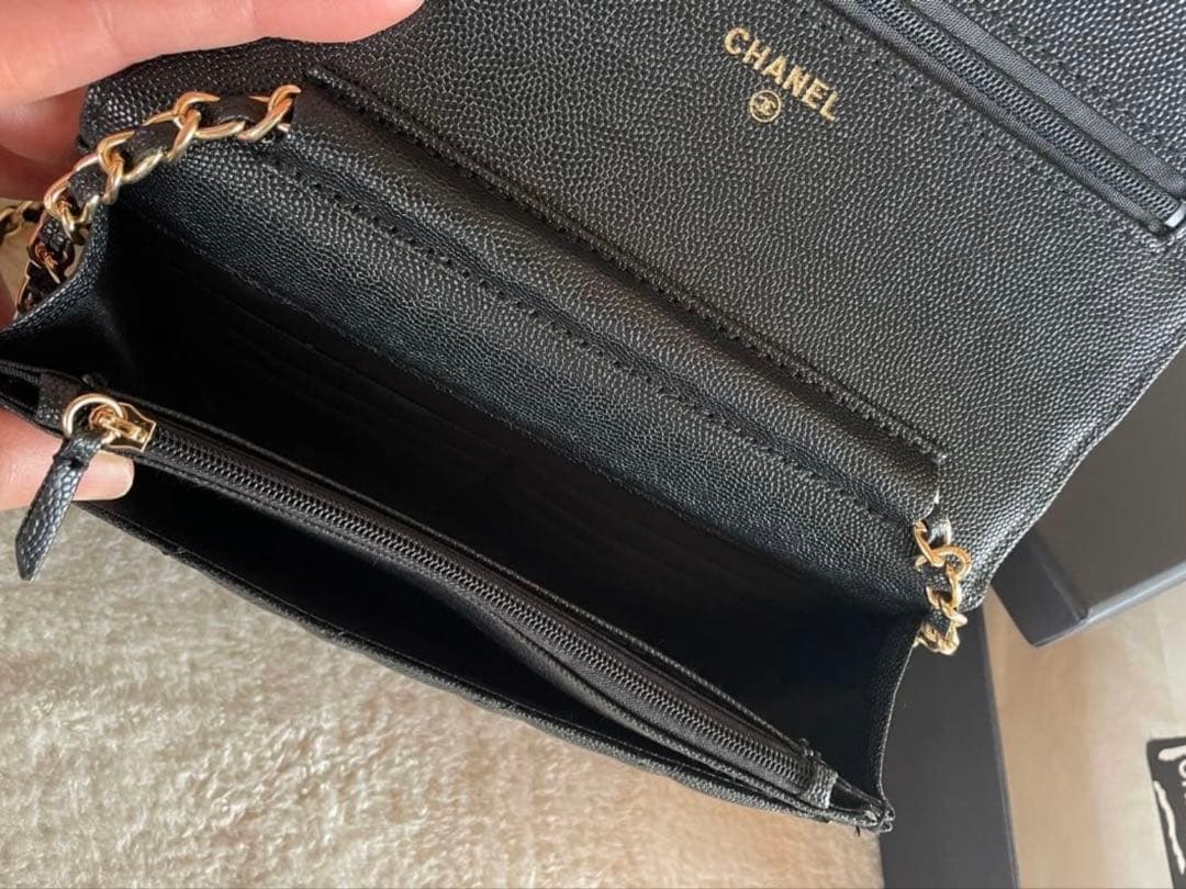CHANEL チェーンウォレット　キルティングショルダー　ノベルティ