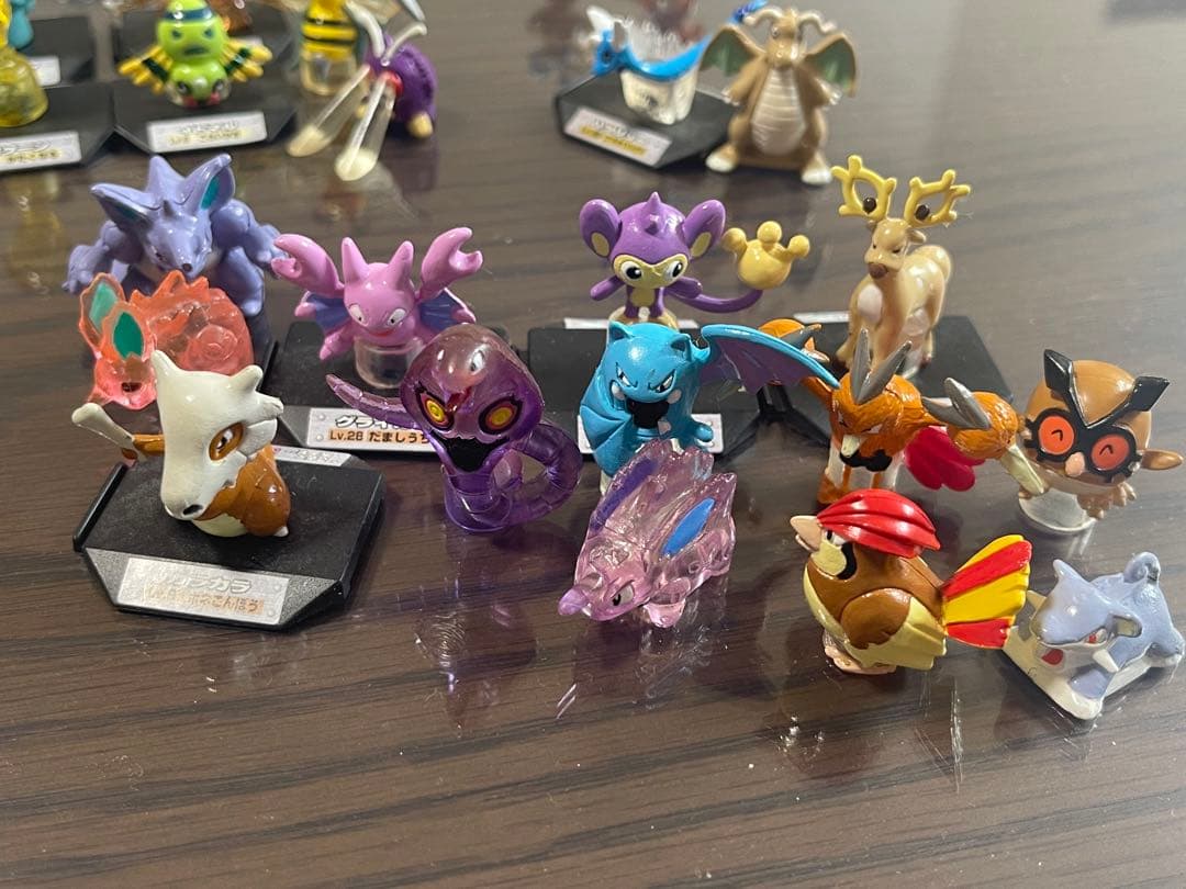 ポケモン　フィギュア　モンコレ　フルカラー　 立体図鑑　ポケモンキッズ