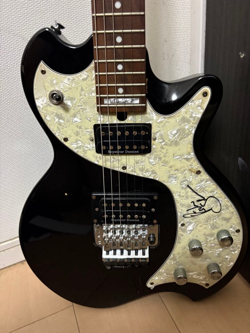 A*y様 ESP LTD SA-2リッチーサンボラモデル直筆サイン入ギターbon