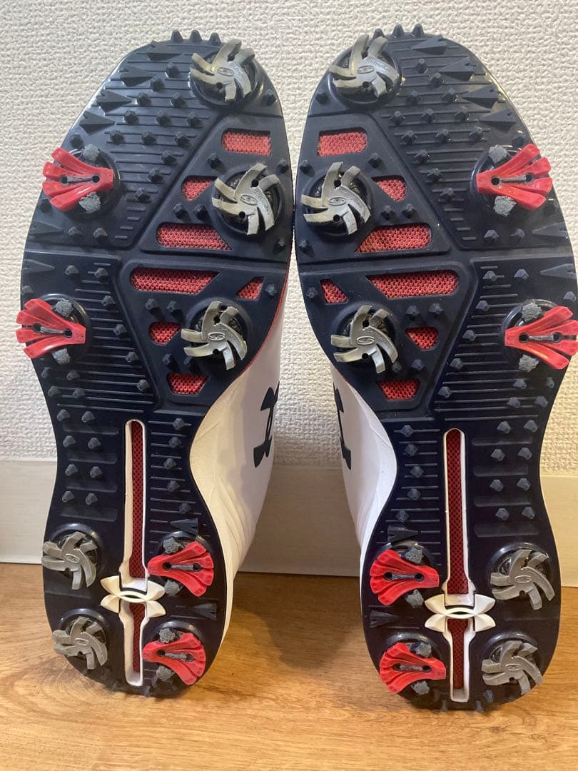 ゴルフシューズ UA HOVR Drive BOA EE(ホワイト) 29cm