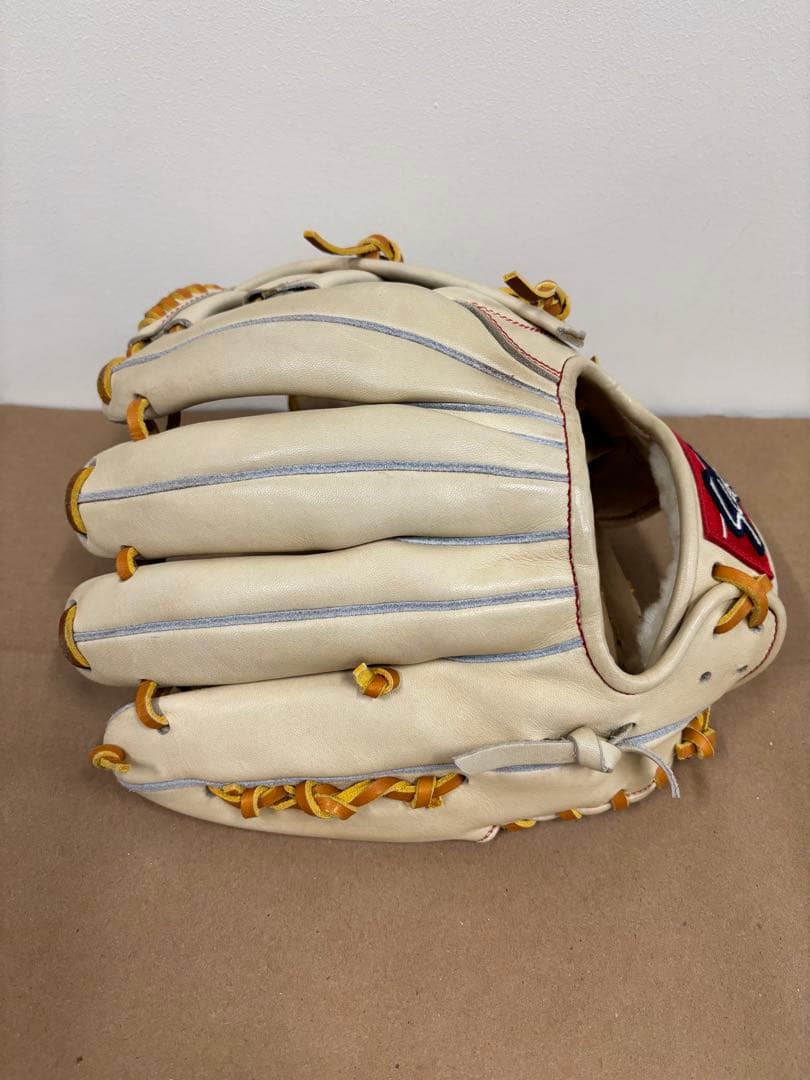 スラッガー　軟式内野用　オーダー