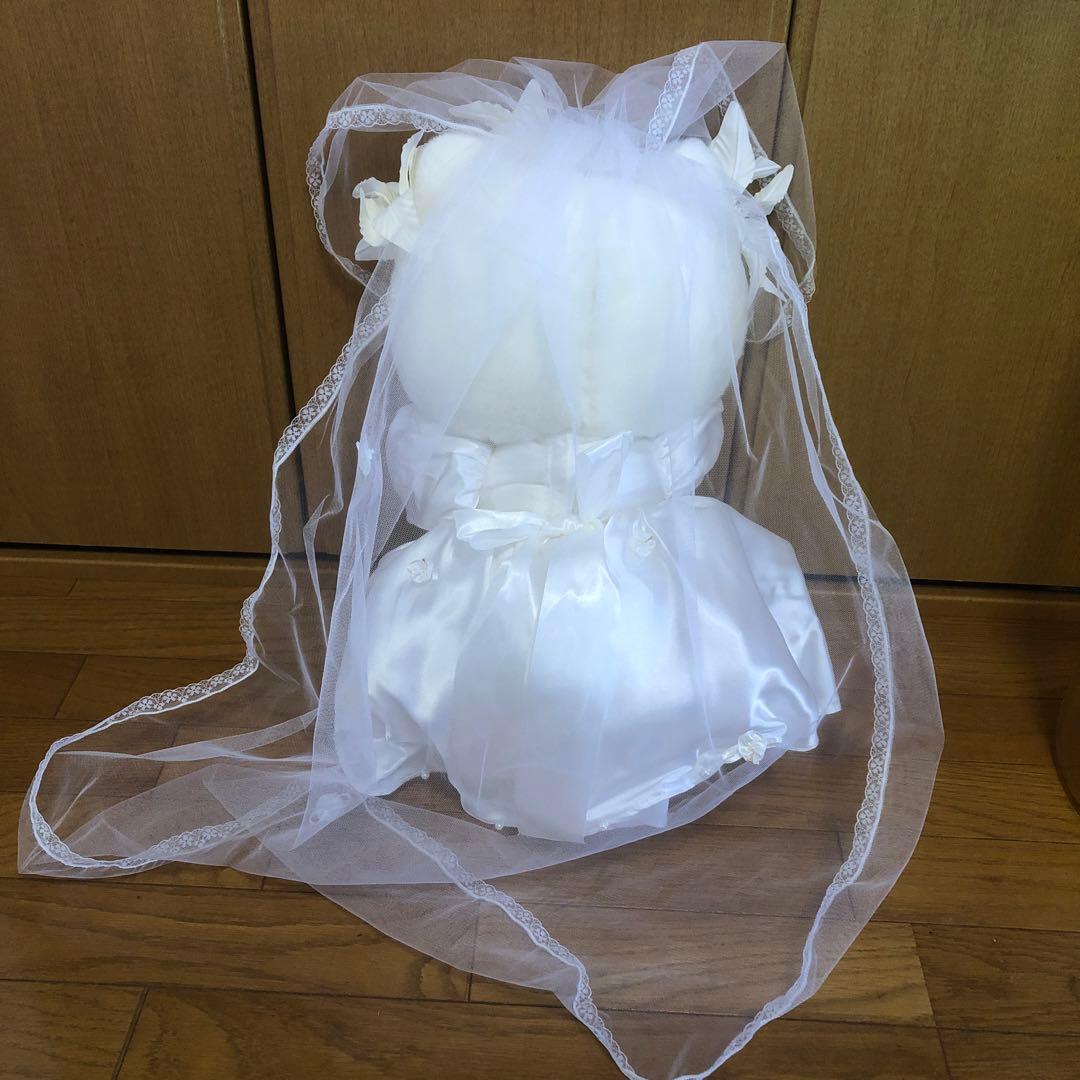 vivitix限定ハローキティ　ウエディングドール