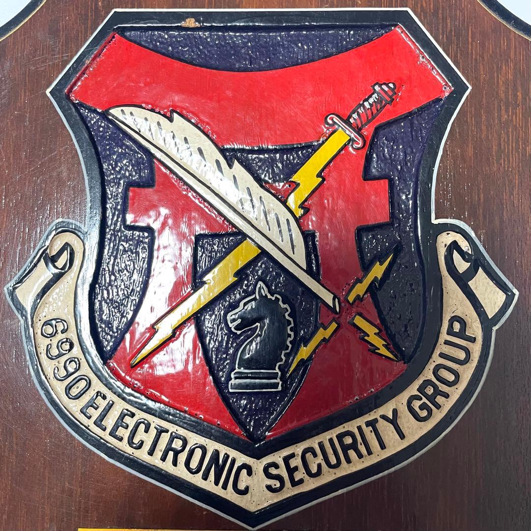 【希少】1984年 米空軍 第6990電子保安群　記念盾 プラーク