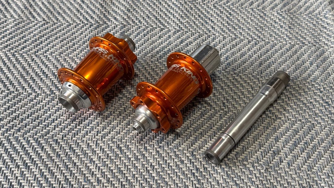 Chris king クリスキング フロント ハブ 110×20mm マンゴー