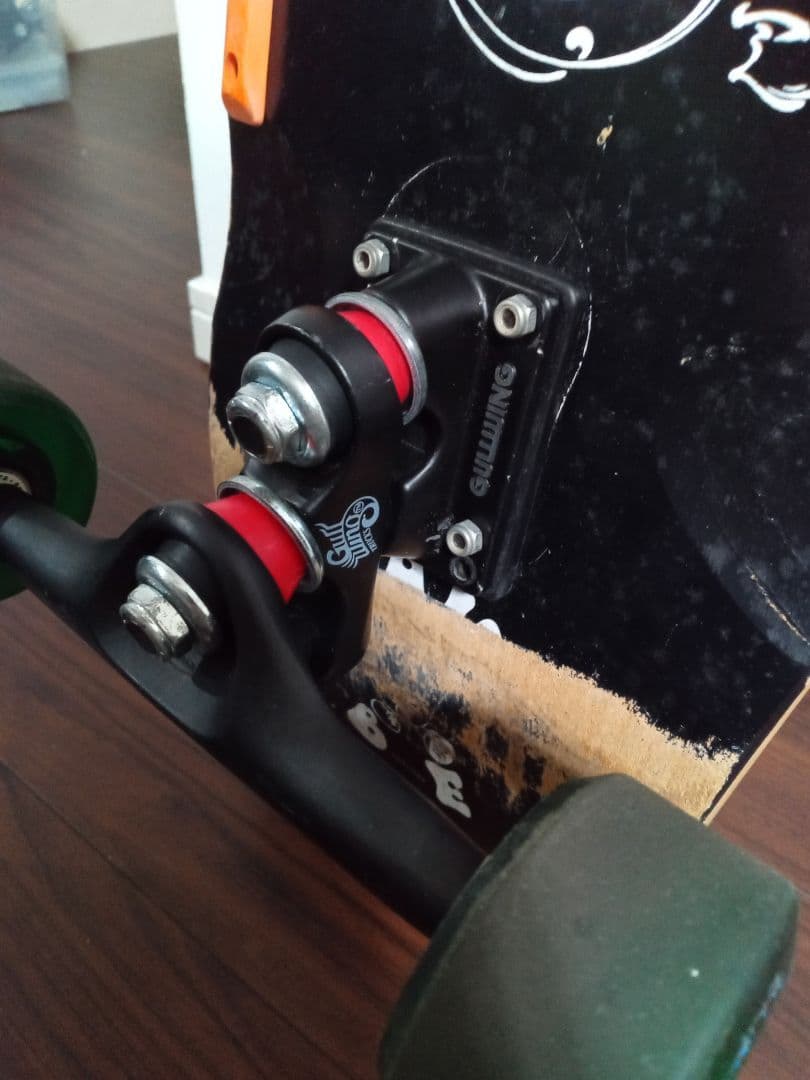 carver WAVE 斜壁協会 サーフスケート カーバー C7 ガルウィング