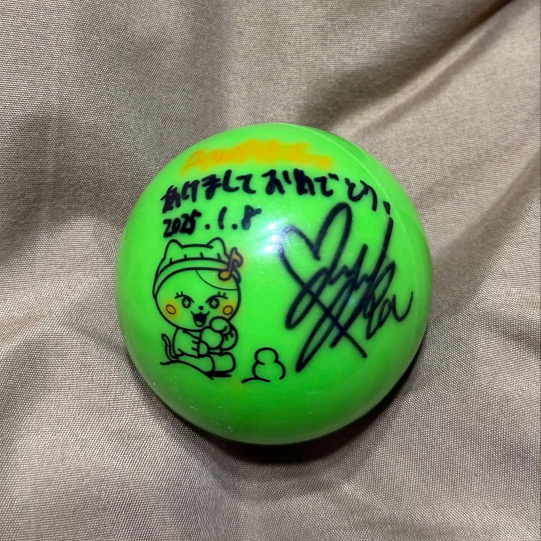 NiziU マユカ Mayuka サインボール AWAKE K-POP 韓国