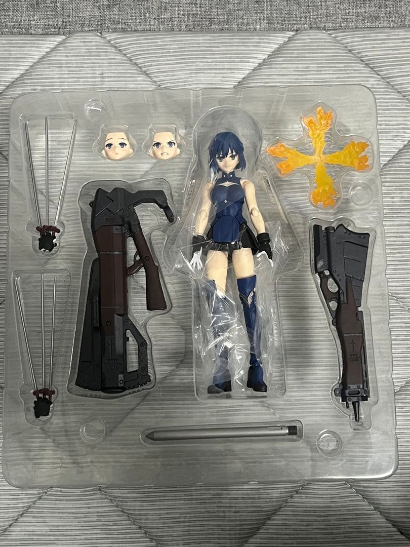 figma アルクェイド・ブリュンスタッド DX (特典)＆シエルDX(眼鏡付)