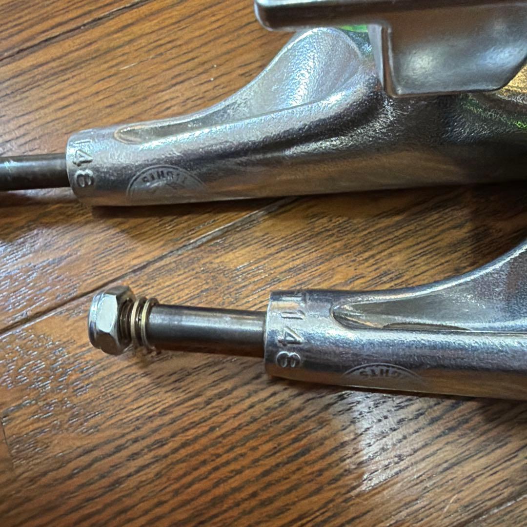 Thunder Trucks 148 Lights 新品未使用