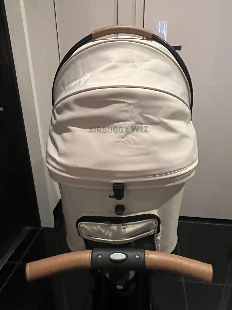 エアバギーウィズエックス　パールホワイト