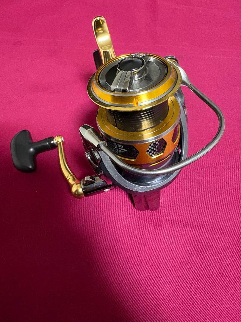 ダイワ トーナメント ISO 3000SH-LBD レバーブレーキ 磯用