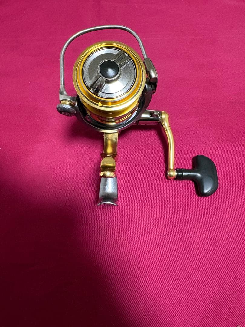 ダイワ トーナメント ISO 3000SH-LBD レバーブレーキ 磯用