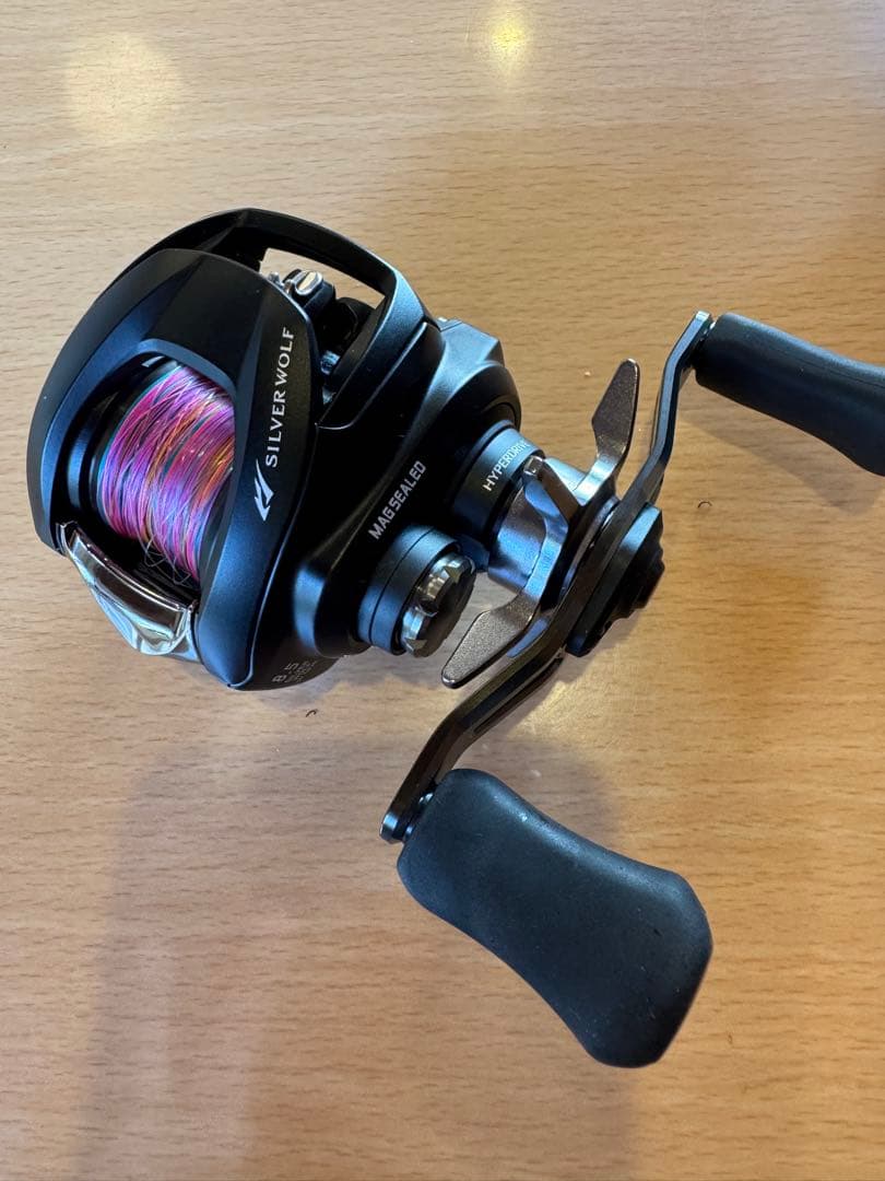 ダイワ シルバーウルフsvtw 1000XH PE スペシャル 右 新品です。