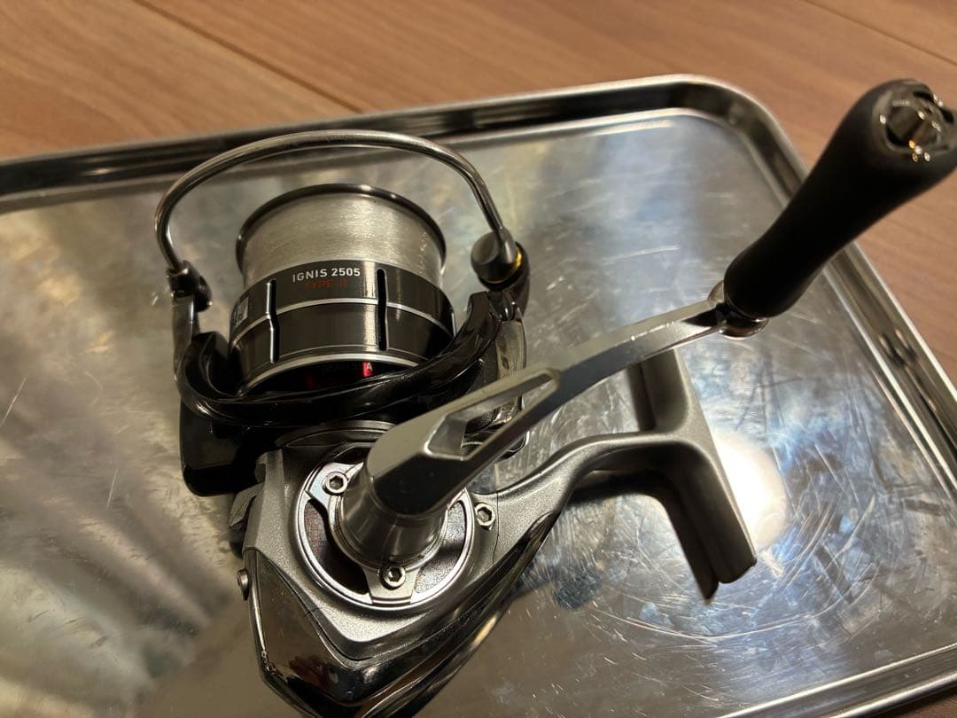 専用　ダイワ IGNIS 2505 スピニングリール