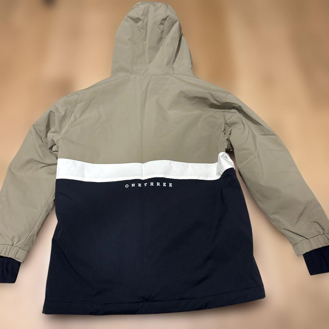 オンヨネ　スノーボードウェア