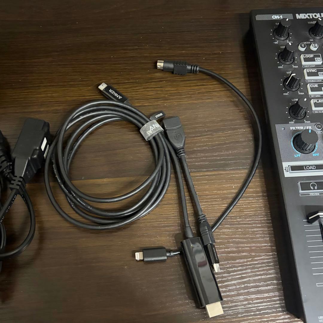 DJ機材 Reloop MIXTOUR