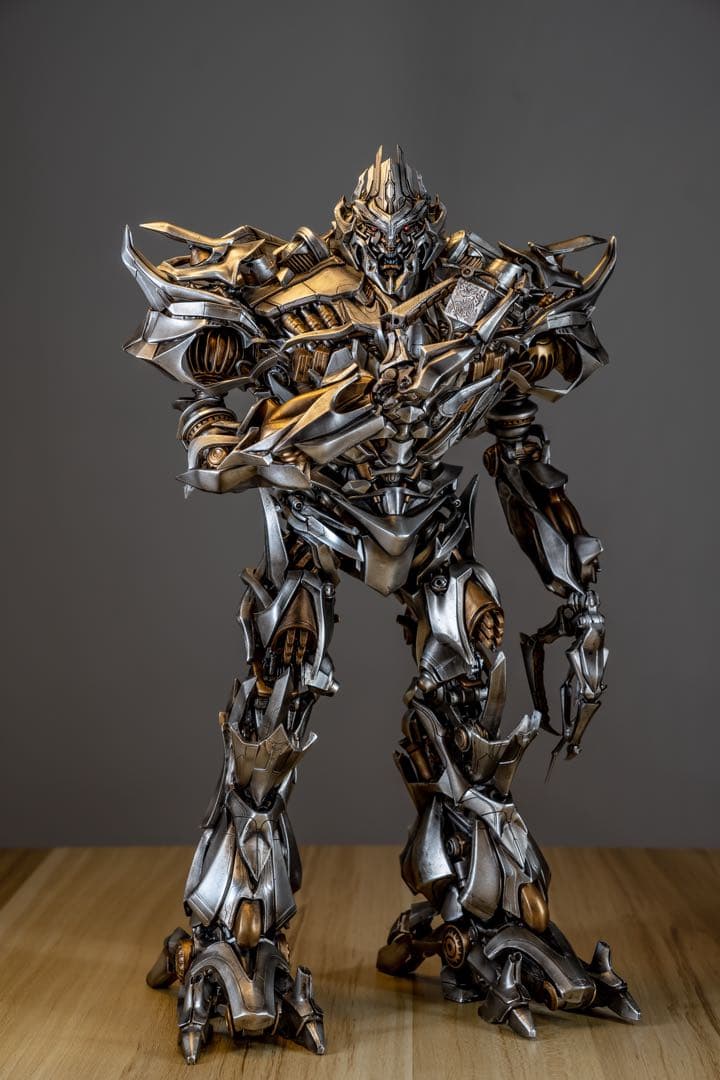 【世界トップ】DMK トランスフォーマー　メガトロン　GARAGE KIT