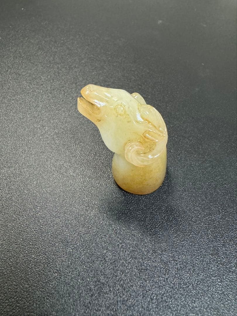 本玉 羊の頭　時代物 お守り 和田玉 漢～唐代 骨董 玉彫 彫刻 繊細彫刻　根付