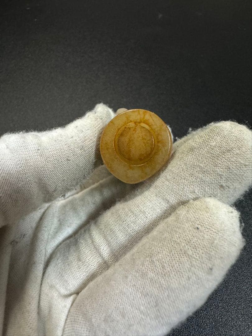 本玉 羊の頭　時代物 お守り 和田玉 漢～唐代 骨董 玉彫 彫刻 繊細彫刻　根付