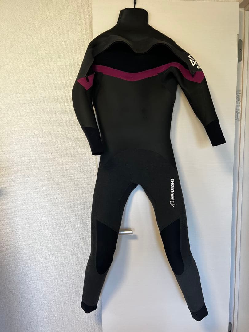 H*O様 4DIMENSIONS ウェットスーツ5㎜3㎜