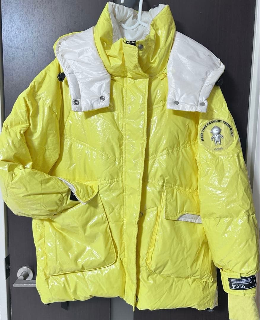 ✅ 価格が下がりました✅ フード付き ホワイトダックダウン 黄色　M