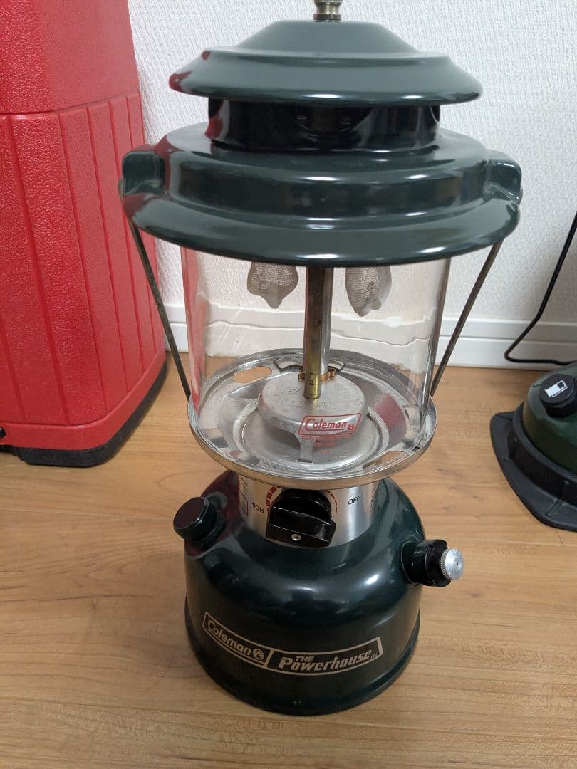 コールマン　アンレデッド2ランタン＆ノーススター2000　2個セット