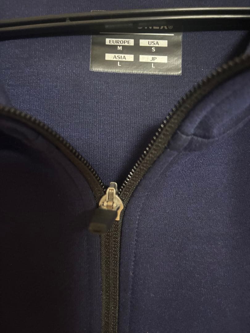 YONEX フルジップフーディ JP L ネイビー