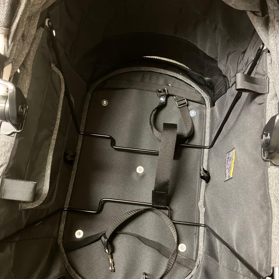 3 Combi コムペット ミリクランアルファ　ペットカート 30kg 多頭