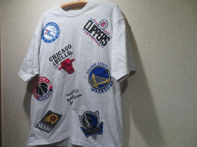 NBAチームロゴ ランダムワッペンTシャツ別注