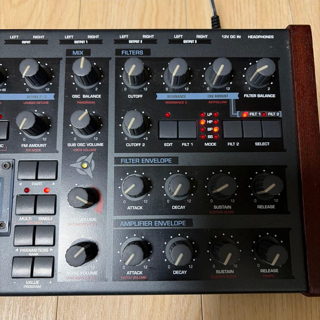 鍵盤楽器 Access Virus TI Desktop