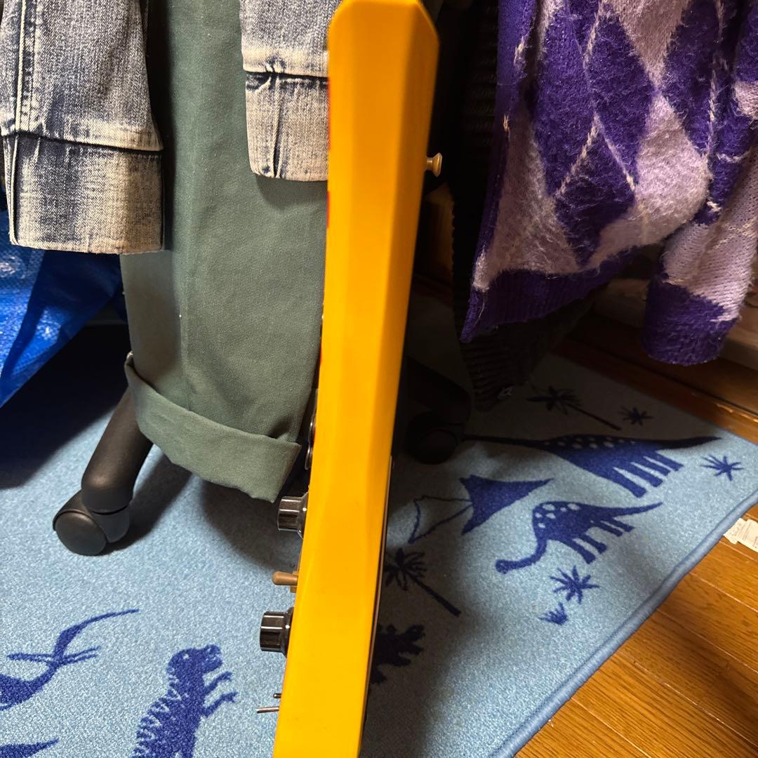 hide イエローハート　ギター