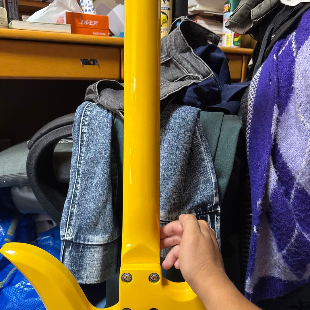 hide イエローハート　ギター