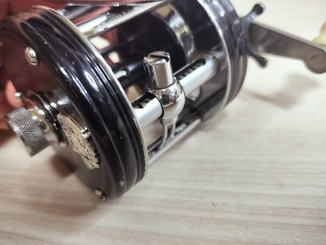 アブガルシア　アンバサダー5000C 　ビンテージ　リール abu 　黒#